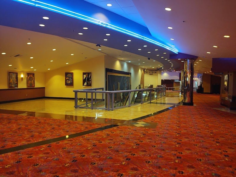 Regal Edwards Greenway Grand Palace