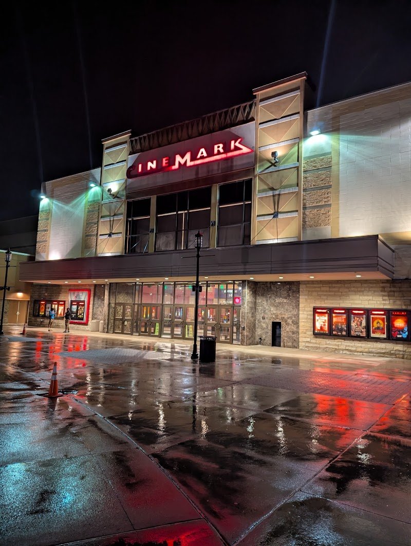 Cinemark Robinson Township and XD